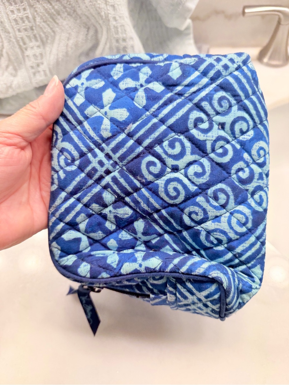 Quilted Blue Patterned Women's Cosmetic Pouch Vera Bradley